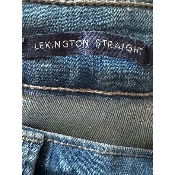 Charter Club Women's Straight Jeans Blue Size 10S - Picture 5 of 7